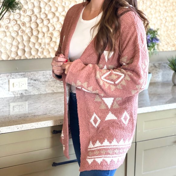 Last 1! NWT Super Cozy Aztec Cardigan Sweater in Clay - Picture 8 of 9